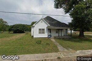 305 W State Route 2, Chilhowee, MO 64733
