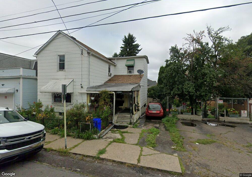 309 E Walnut St, Hazleton, PA 18201 - photo 1