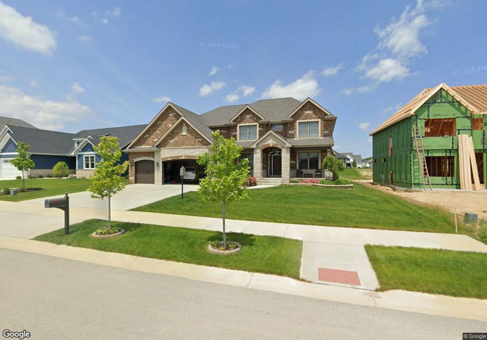 13310 Waterleaf Dr, Saint John, IN 46373 - photo 1