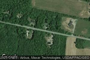 37 Goodrich Rd, Clinton, ME 04927