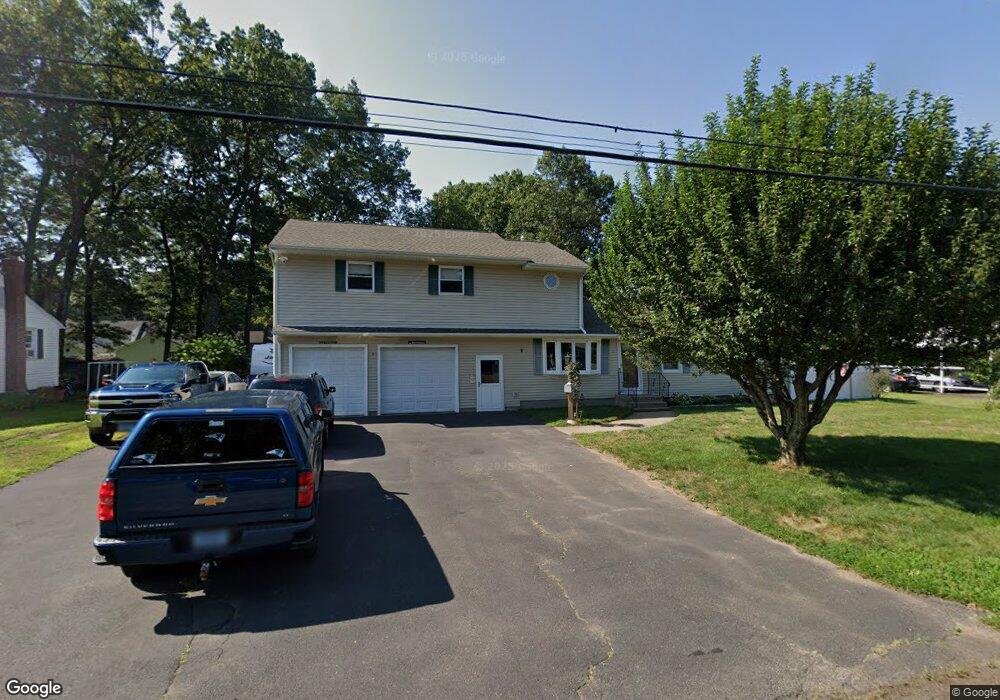 371 S Elm St, Windsor Locks, CT 06096 - photo 1