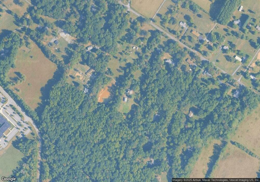 7416 Kennedy Rd, Nokesville, VA 20181 - photo 1