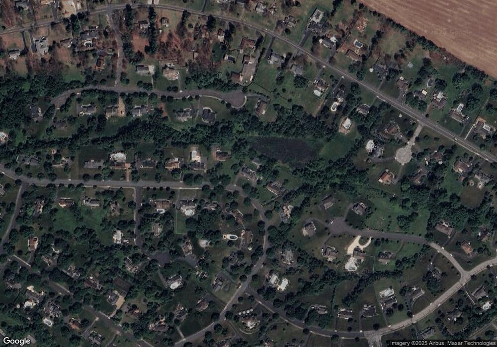 24 Arrowhead Dr, Branchburg, NJ 08853 - photo 1