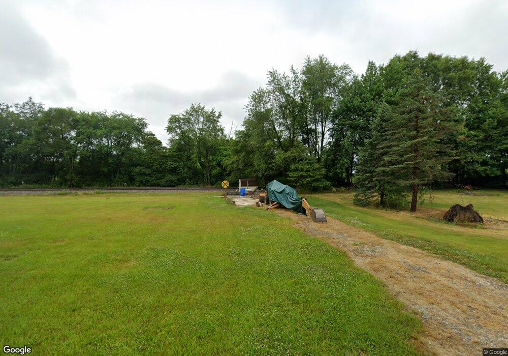 1414 Hillcrest Dr, Walkerton, IN 46574 - photo 1