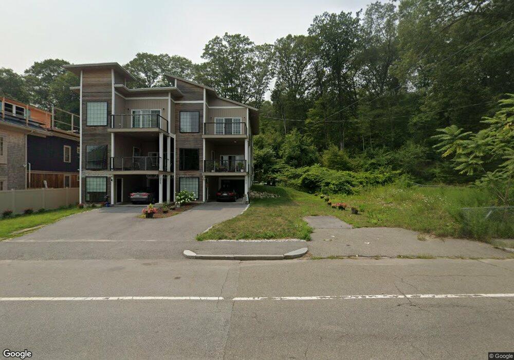 394 Lake Ave, Worcester, MA 01604 - photo 1