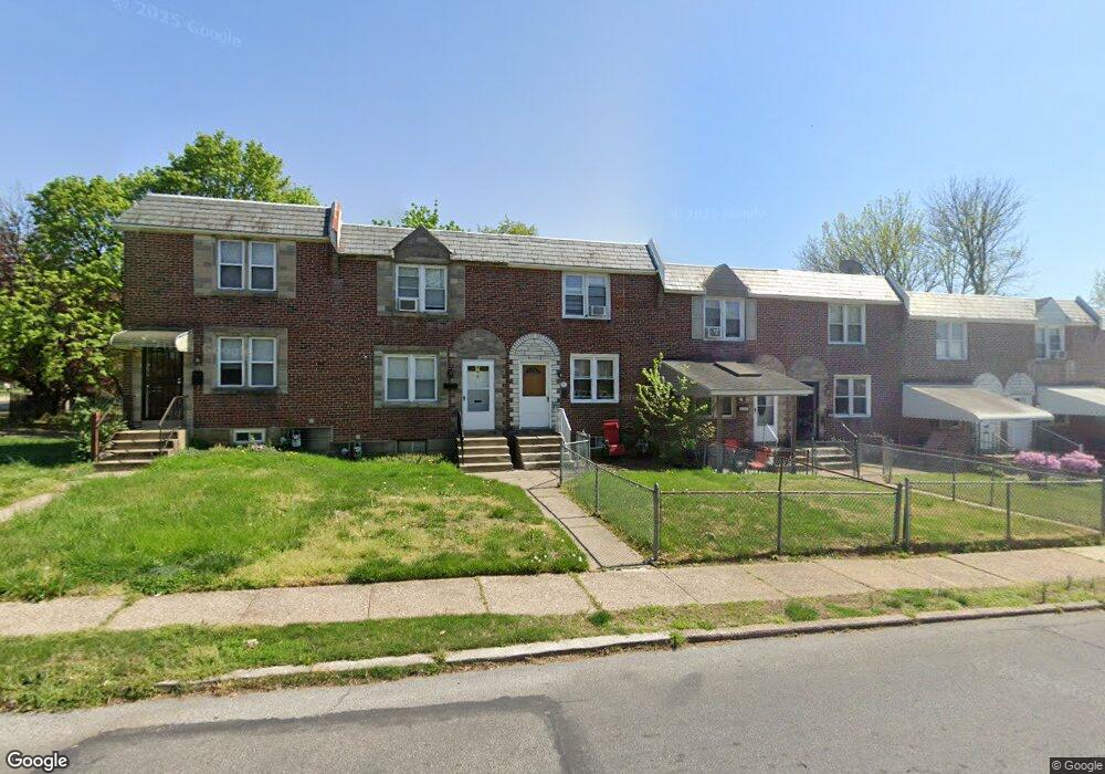 490 Westmont Dr, Darby, PA 19023 - photo 1