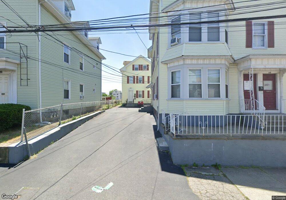 108 Capital St unit 1, Pawtucket, MA 02760 - photo 1