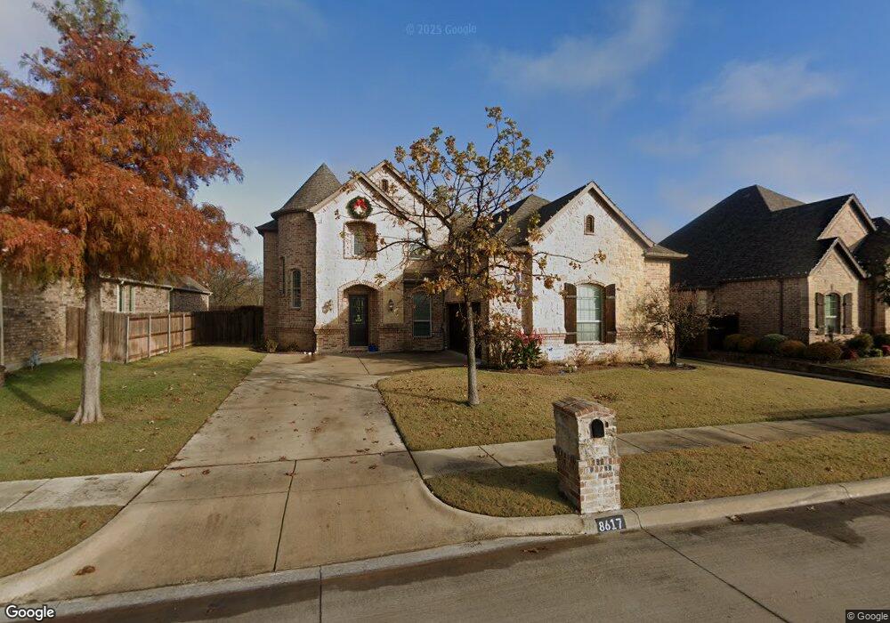 8617 Shadywood Ln, North Richland Hills, TX 76182 - photo 1