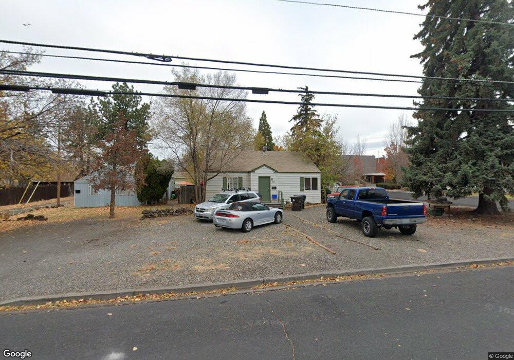 1034 W Antler Ave, Redmond, OR 97756 - photo 1