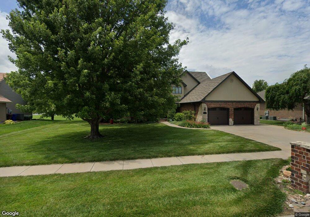 1210 Wildmeadow Place, McPherson, KS 67460 - photo 1