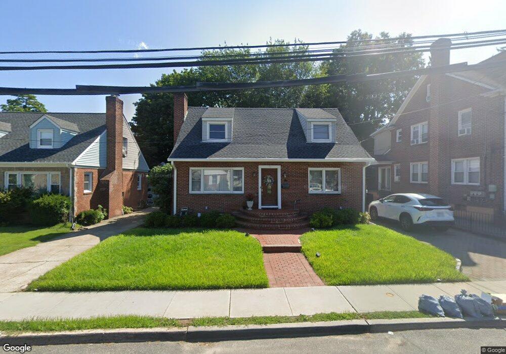 5 East Ave, Glen Cove, NY 11542 - photo 1