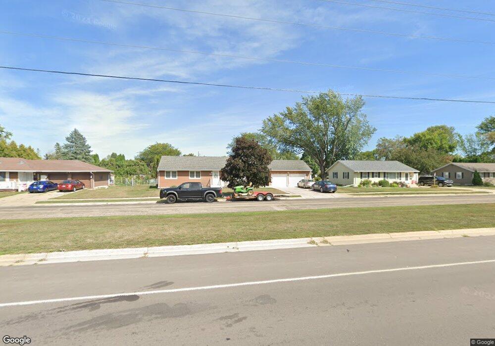 2005 12th St SW, Austin, MN 55912 - photo 1