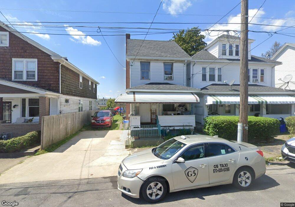 856 N Locust St, Hazleton, PA 18201 - photo 1