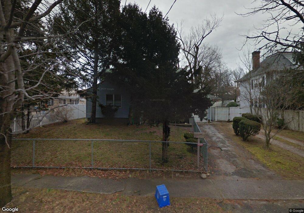 12 Gervais St, Glen Cove, NY 11542 - photo 1