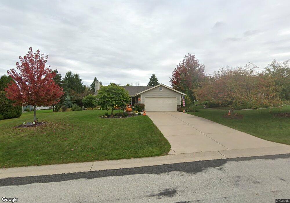 W166N10324 Calico Ln, Germantown, WI 53022 - photo 1