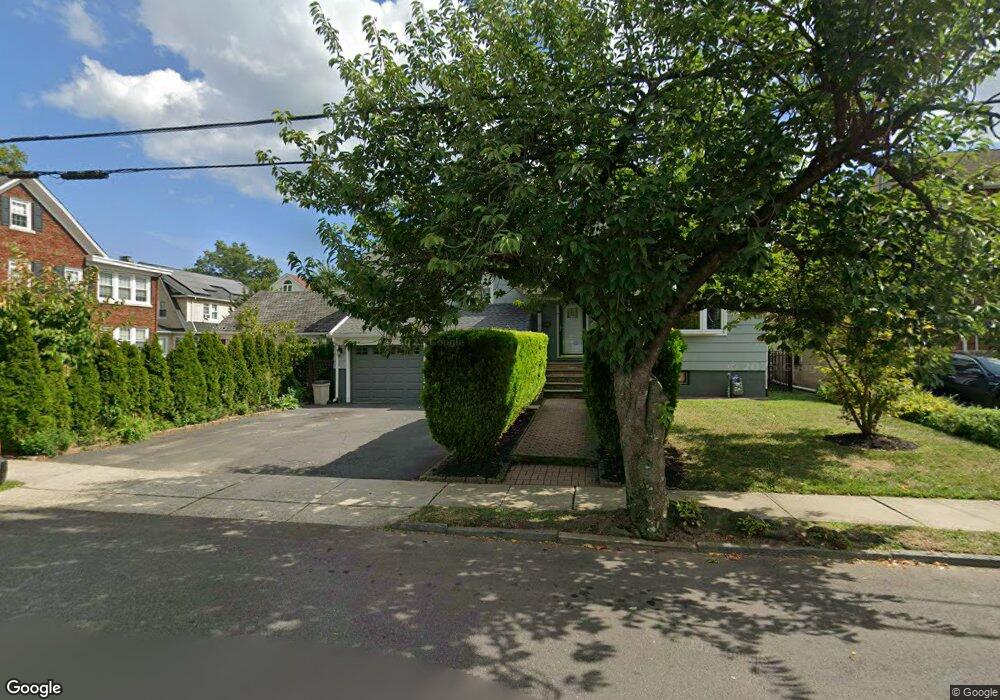 12 Barnard Place unit 16, Elizabeth, NJ 07208 - photo 1