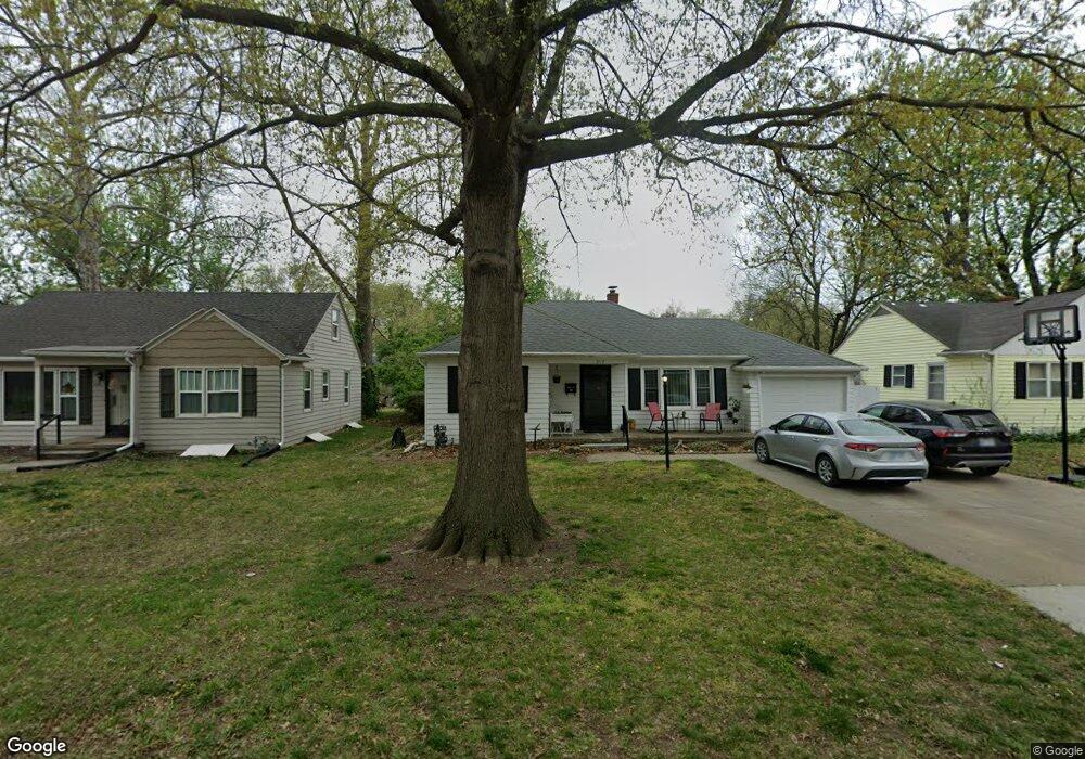 3115 SW Munson Ave, Topeka, KS 66604 - photo 1