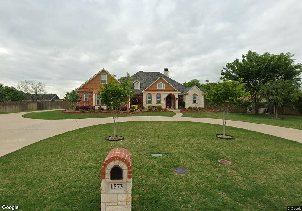 1573 W Baldridge St, Ennis, TX 75119 - photo 1