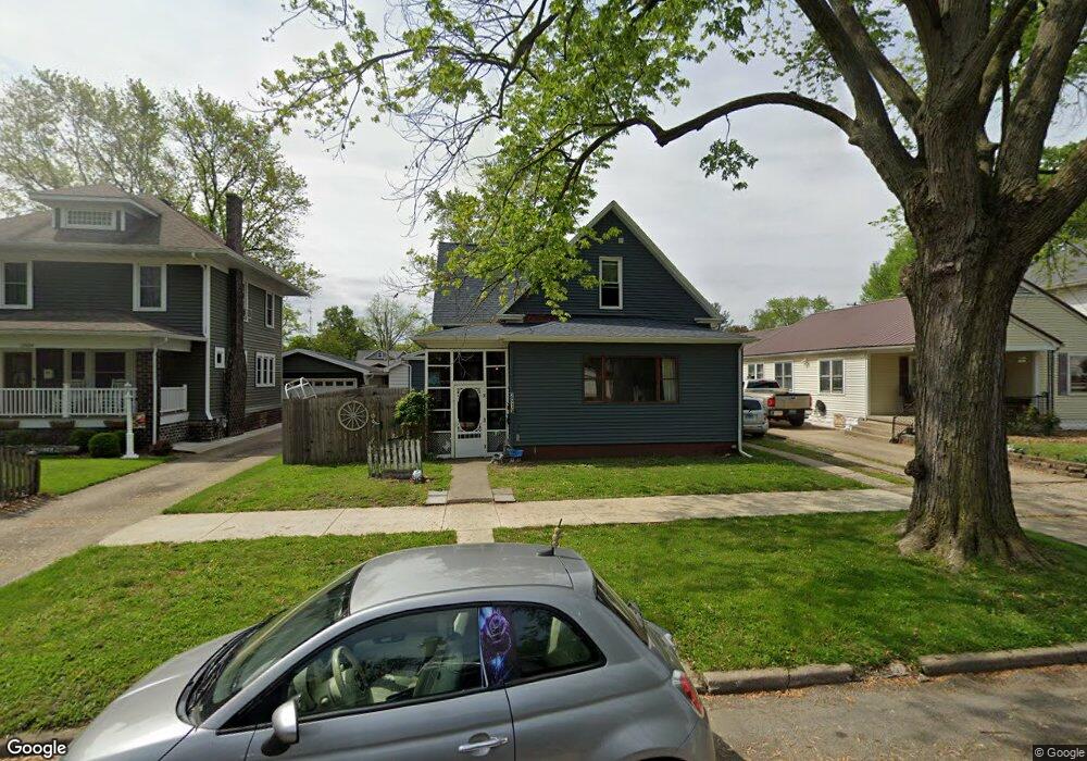 2913 Prairie Ave, Mattoon, IL 61938 - photo 1