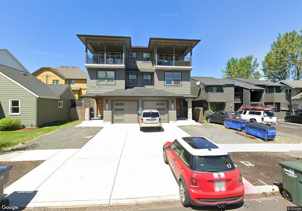 1654 Mill St, Eugene, OR 97401 - photo 1