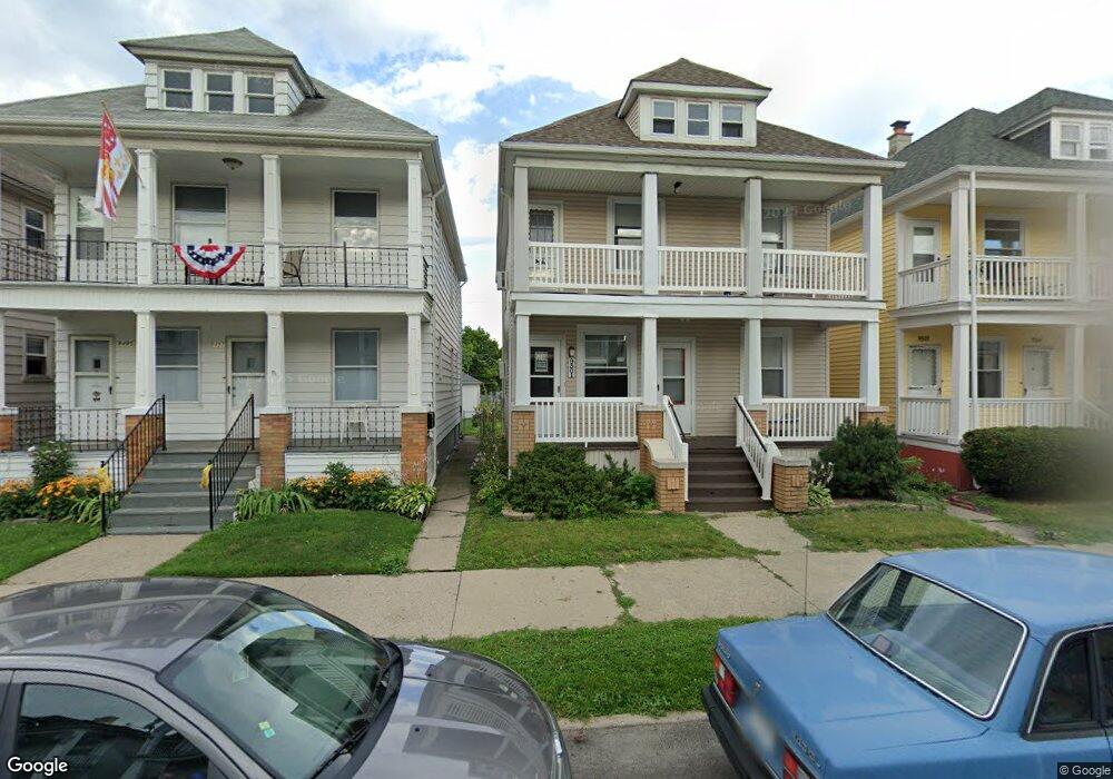 9501 Charest St, HamtraMcK, MI 48212 - photo 1