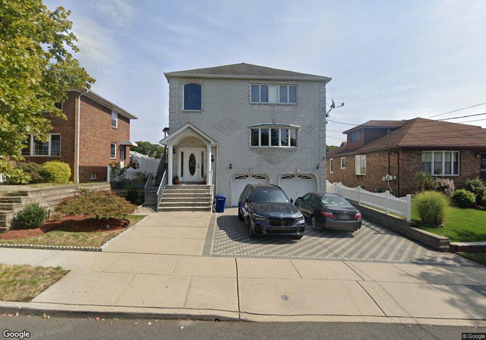 110 Summit Ave unit 2, Lyndhurst, NJ 07071 - photo 1