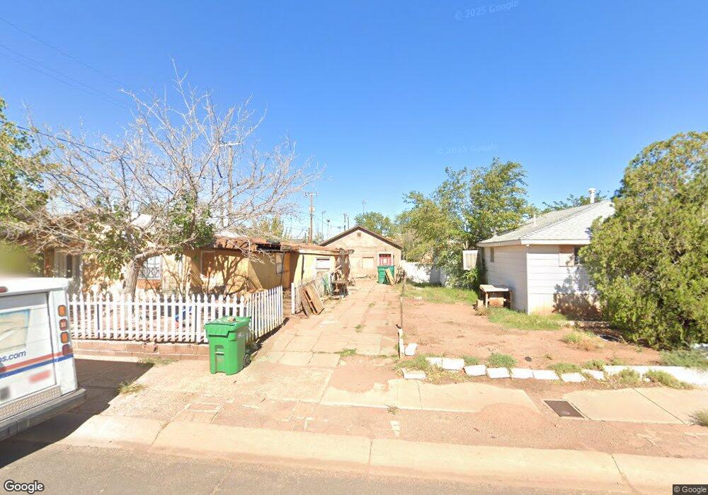 514 E Oak St, Winslow, AZ 86047 - photo 1