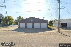 104 E Centre St, Garnavillo, IA 52049