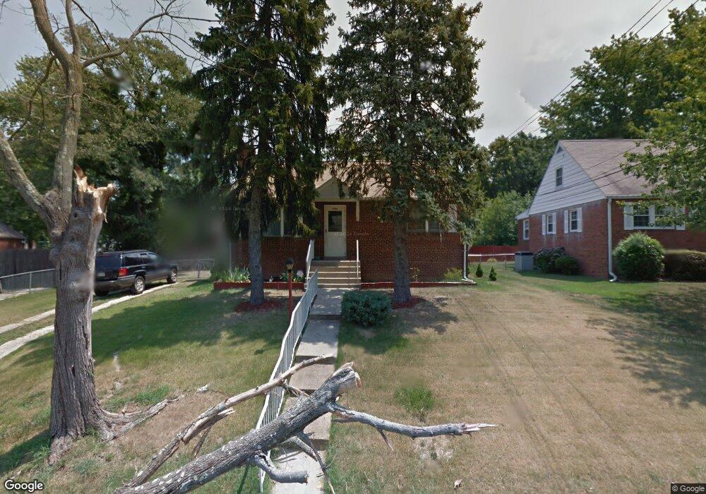 4906 Abbott Dr, Temple Hills, MD 20748 - photo 1