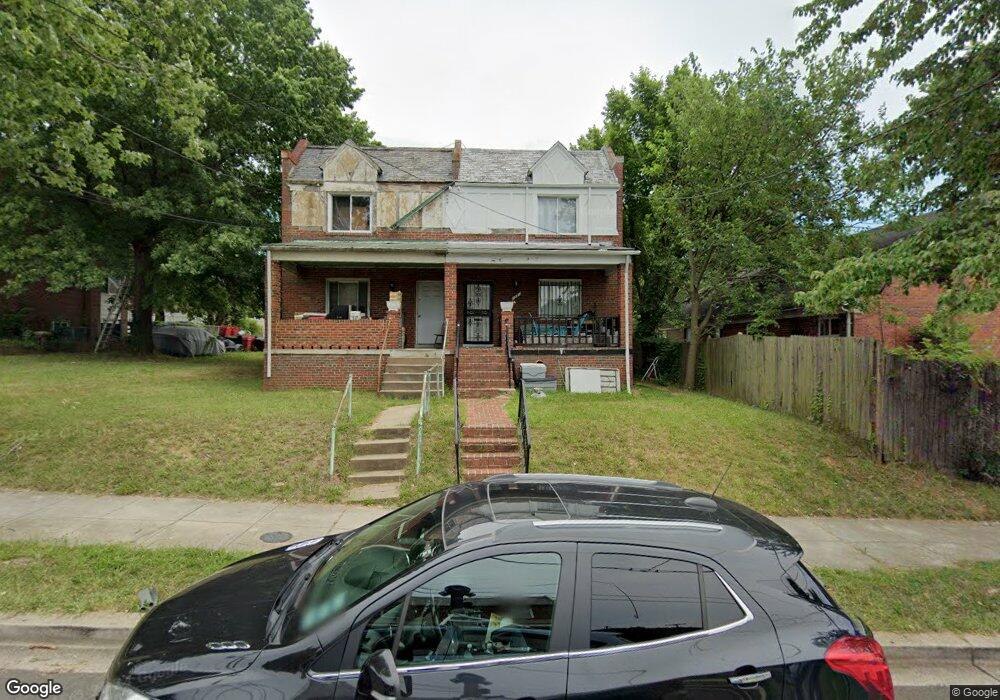 27 46th St NE, Washington, DC 20019 - photo 1