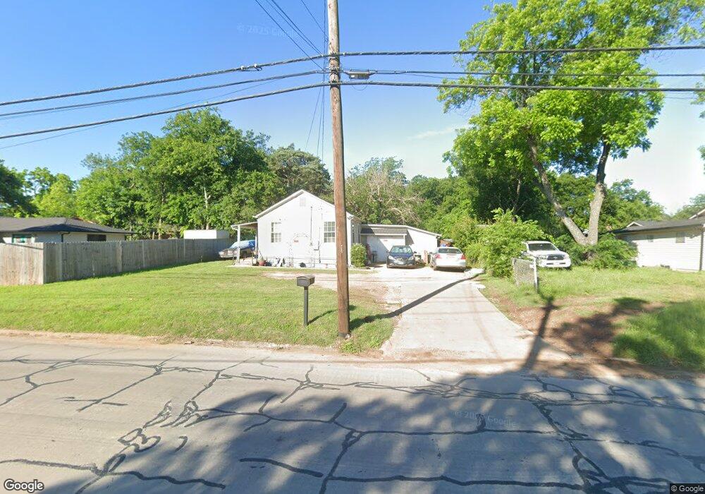 803 Granbury St, Cleburne, TX 76033 - photo 1