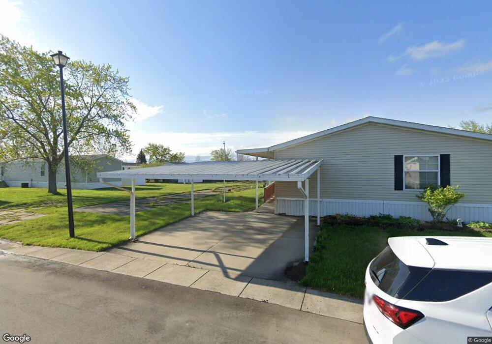 228 Rebellion Dr, Flint, MI 48507 - photo 1