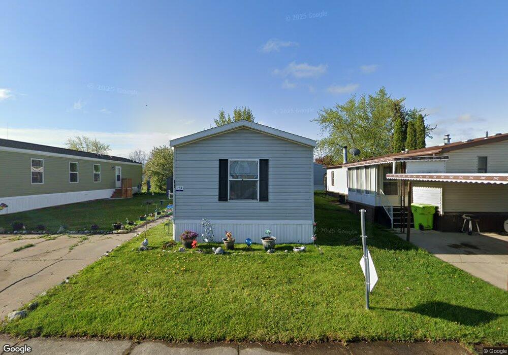 233 Rebellion Dr, Flint, MI 48507 - photo 1