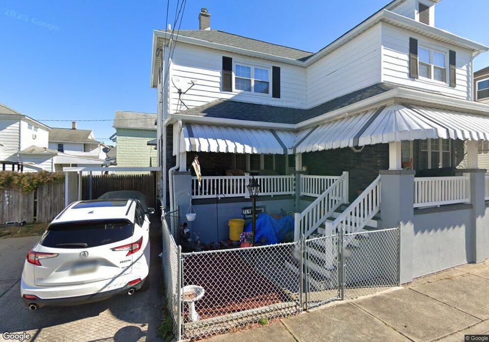 719 Maple St, Nanticoke, PA 18634 - photo 1