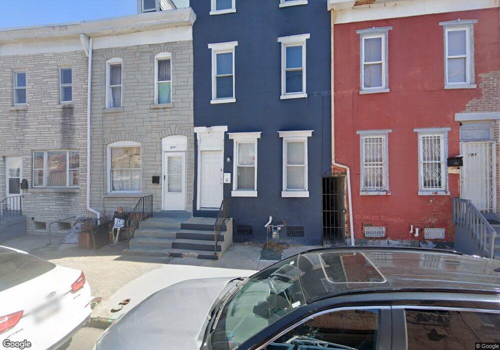 235 Pearl St, Reading, PA 19602 - photo 1