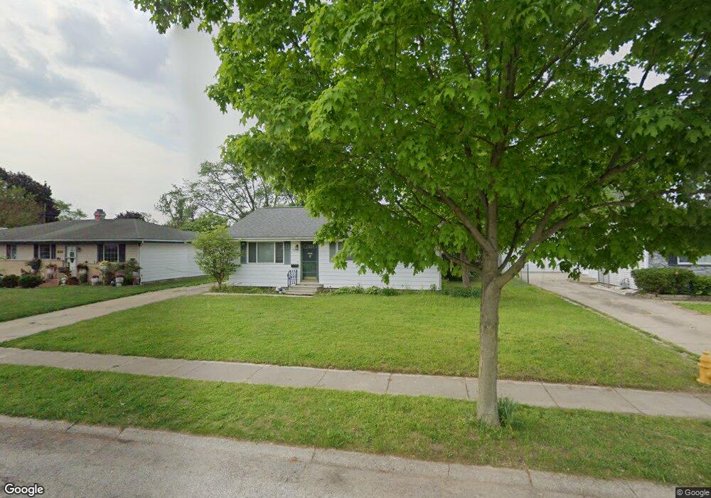 715 Oakdale Dr, Elkhart, IN 46517 - photo 1