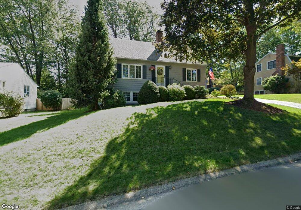 4 Nightingale Rd, Nashua, NH 03062 - photo 1