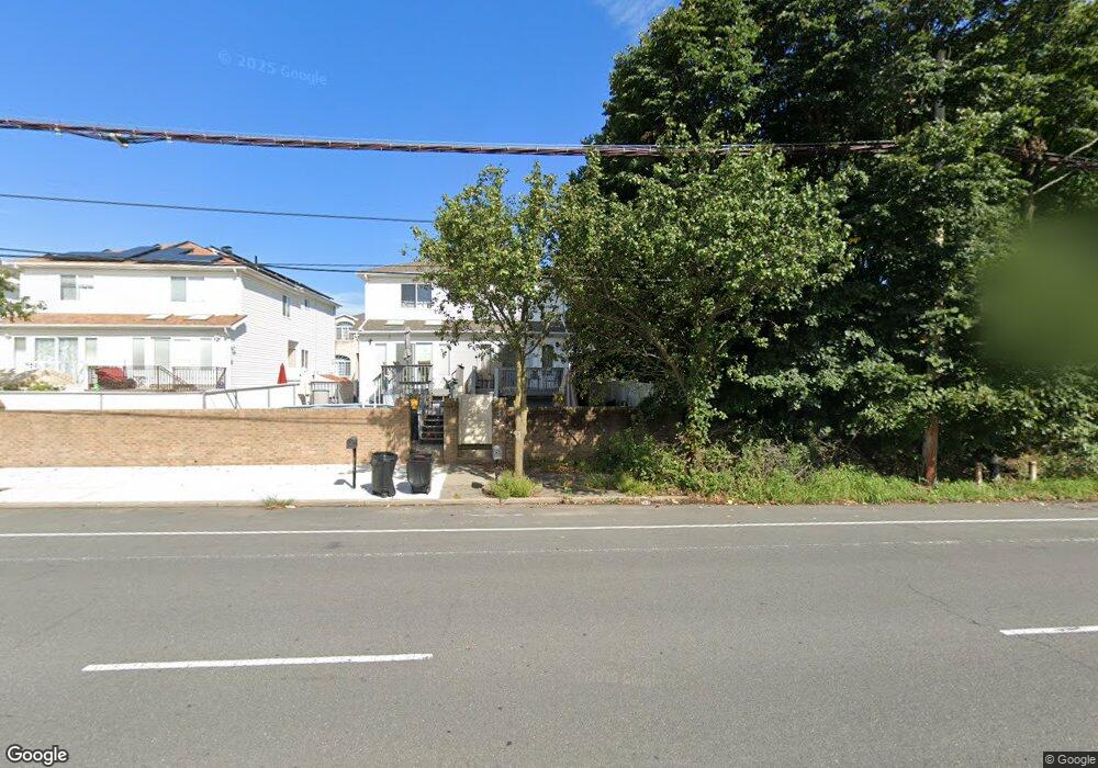6759 Hylan Blvd, Staten Island, NY 10309 - photo 1