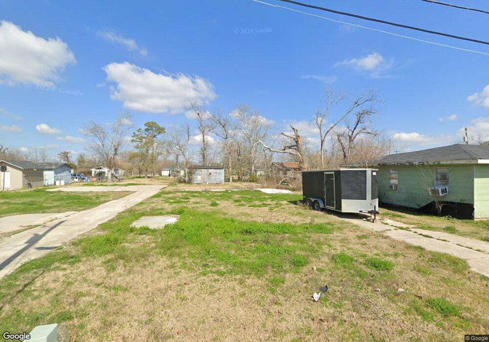 2009 Pinehurst St, Lake Charles, LA 70601 - photo 1