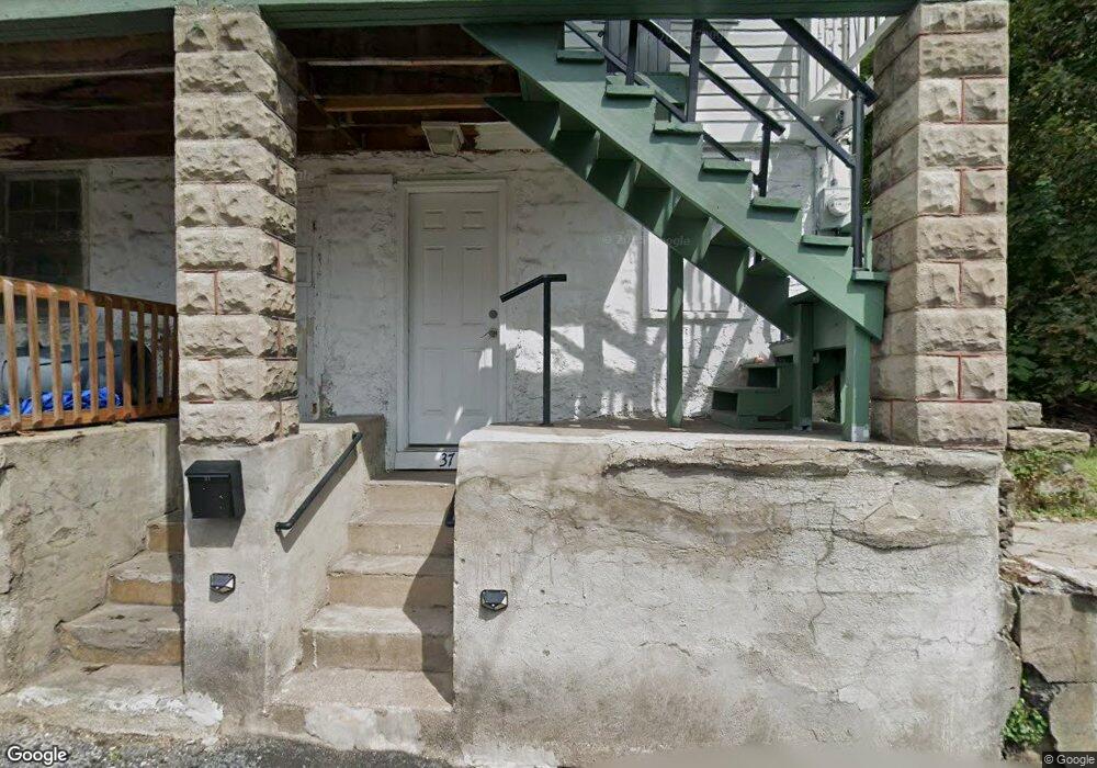 37 Chestnut St, Ashland, PA 17921 - photo 1