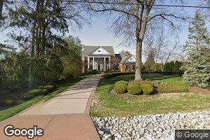 11423 Clayton Rd, Saint Louis, MO 63131