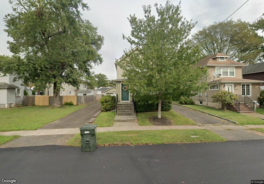 516 Jackson Ave, Dunellen, NJ 08812 - photo 1