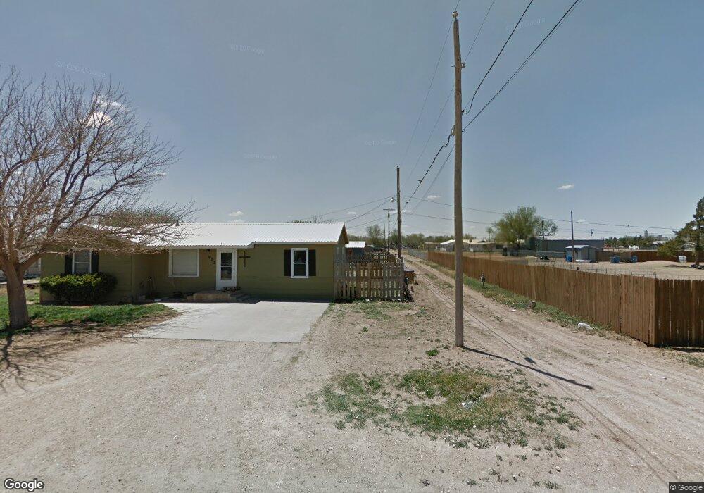 2713 Hoyle St, Plainview, TX 79072 - photo 1