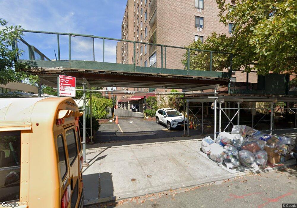 Wisteria Plaza unit 10D, Flushing, NY 11354 - photo 1