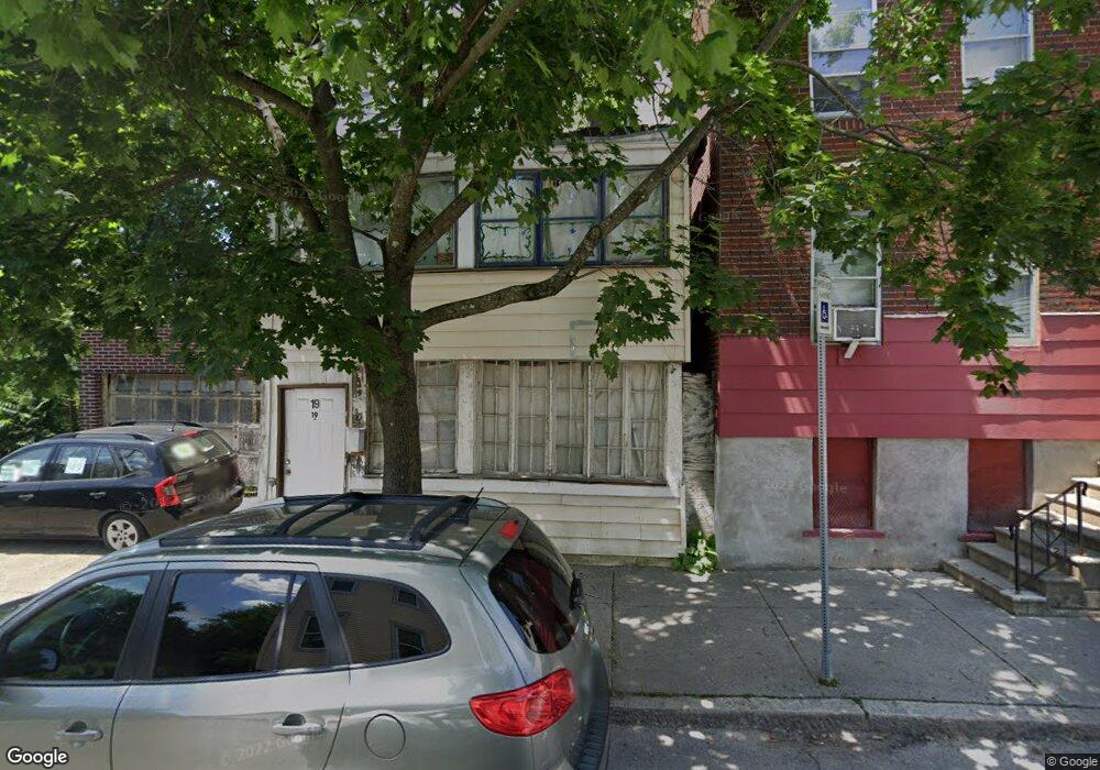 19 Benjamin St, Albany, NY 12202 - photo 1