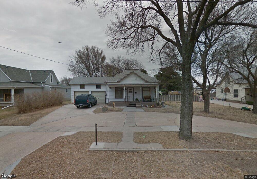 318 S 2nd St, Osborne, KS 67473 - photo 1