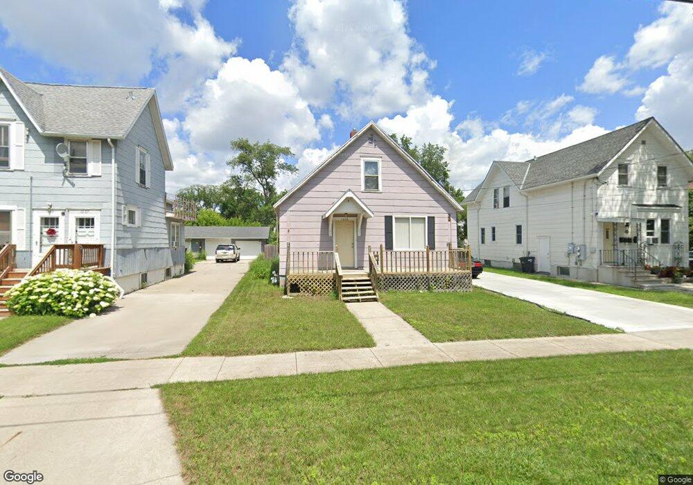 1533 8th Ave S, Fargo, ND 58103 - photo 1