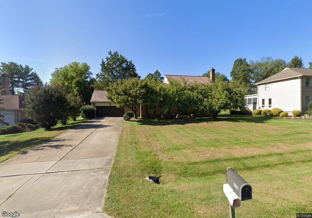 9208 Winterset Dr, Potomac, MD 20854 - photo 1