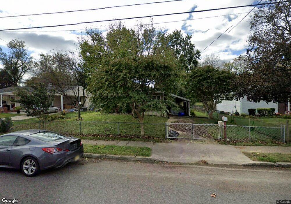 716 Holly Ln, Mount Holly, NJ 08060 - photo 1