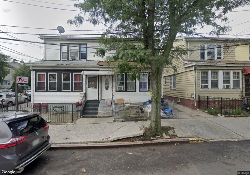 4136 95th St, Elmhurst, NY 11373 - photo 1